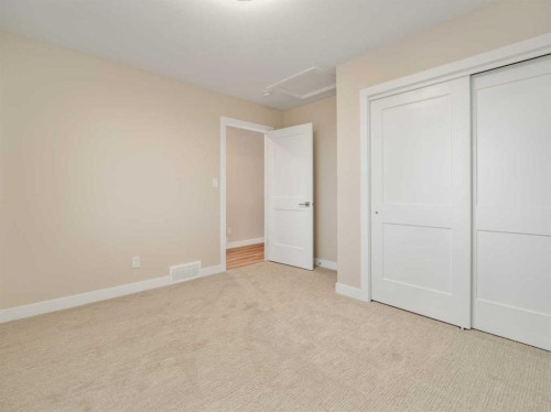 4818 72 Avenue, Taber, AB - Indoor Photo Showing Other Room
