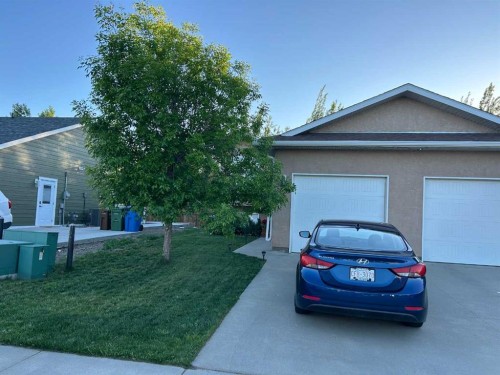 5026 41 Street, Taber, AB 