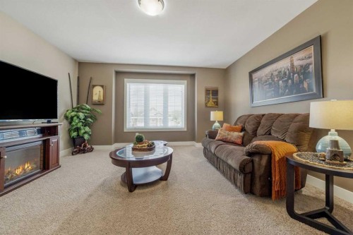 250 Twinriver Road West, Lethbridge, AB 