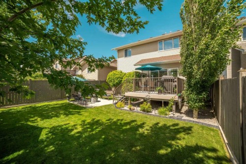250 Twinriver Road West, Lethbridge, AB 