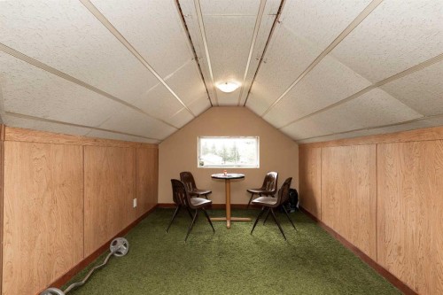 606 5 Street, Warner, AB - Indoor
