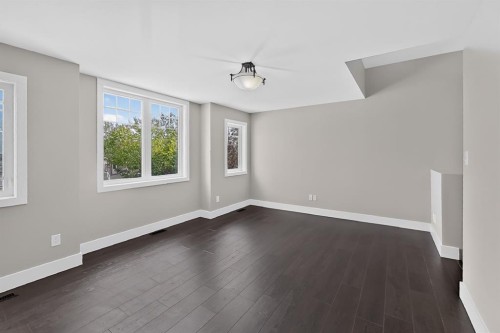1596 Coalbanks Boulevard West, Lethbridge, AB - Indoor Photo Showing Other Room