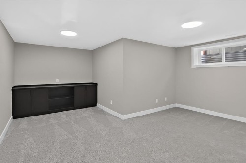 1596 Coalbanks Boulevard West, Lethbridge, AB - Indoor Photo Showing Other Room