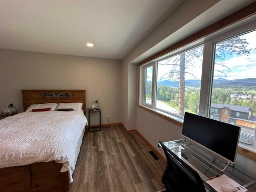 231 Southmore, Blairmore, AB 