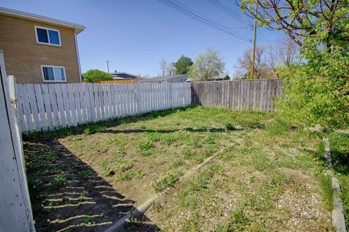 5014 48 Street, Taber, AB - Outdoor