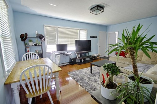 5014 48 Street, Taber, AB - Indoor
