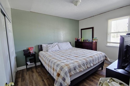 5014 48 Street, Taber, AB - Indoor Photo Showing Bedroom