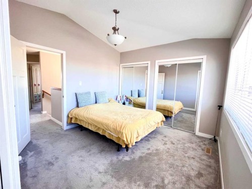 146 Silkstone Road West, Lethbridge, AB - Indoor Photo Showing Bedroom