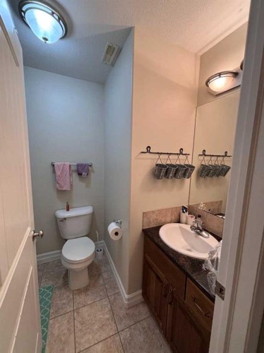 36-762 Heritage Boulevard West, Lethbridge, AB 