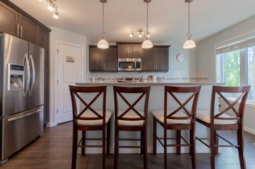 534 Keystone Chase West, Lethbridge, AB - Indoor Photo Showing Kitchen