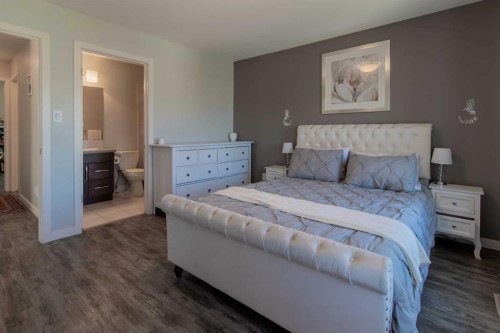 534 Keystone Chase West, Lethbridge, AB - Indoor Photo Showing Bedroom