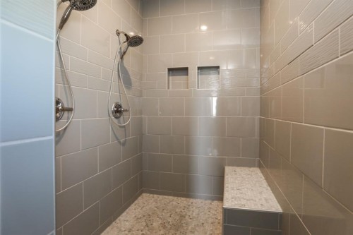 372 E 1 Avenue North, Magrath, AB 