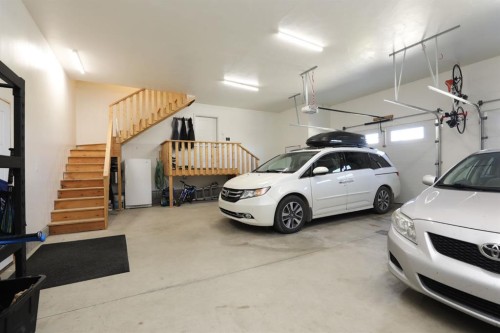 372 E 1 Avenue North, Magrath, AB 