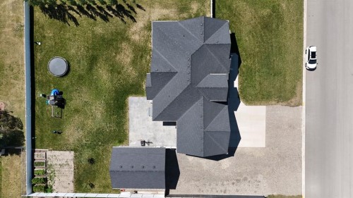 372 E 1 Avenue North, Magrath, AB 