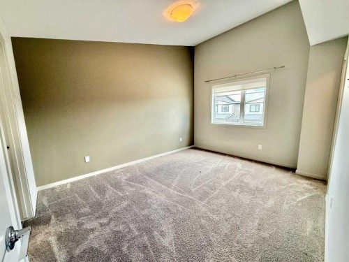 2-482 Highlands Boulevard West, Lethbridge, AB 