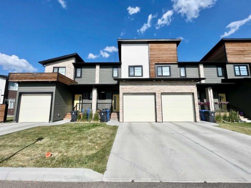 2-482 Highlands Boulevard West, Lethbridge, AB 