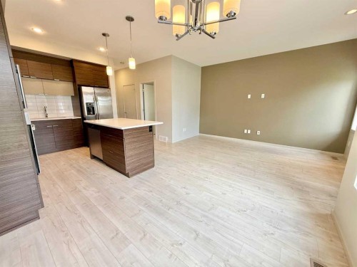 2-482 Highlands Boulevard West, Lethbridge, AB 