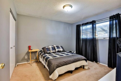 2700 12 Avenue North, Lethbridge, AB 