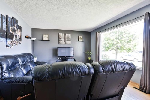 2700 12 Avenue North, Lethbridge, AB 