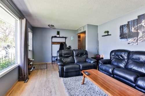2700 12 Avenue North, Lethbridge, AB 