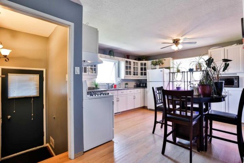 2700 12 Avenue North, Lethbridge, AB 