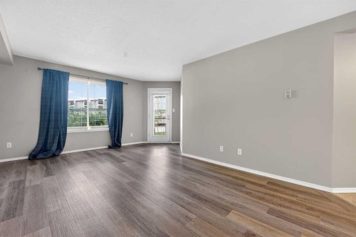 114-620 Columbia Boulevard West, Lethbridge, AB 