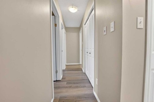 114-620 Columbia Boulevard West, Lethbridge, AB 