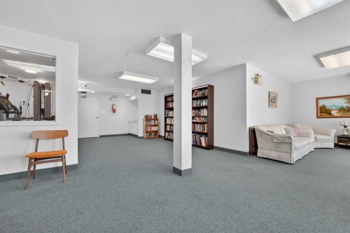 114-620 Columbia Boulevard West, Lethbridge, AB 