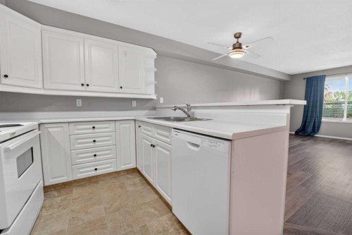 114-620 Columbia Boulevard West, Lethbridge, AB 
