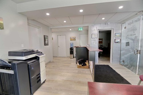 5219 49 Avenue, Taber, AB 