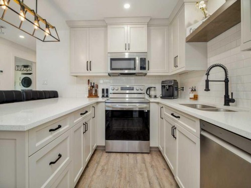 1305 7 Street North, Lethbridge, AB 