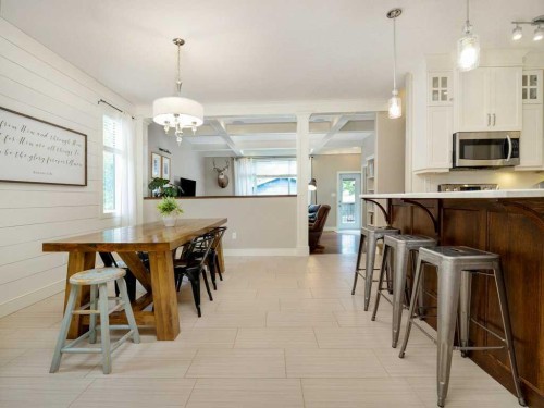 1305 7 Street North, Lethbridge, AB 
