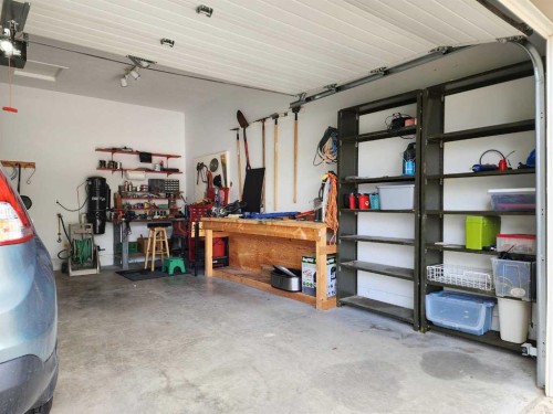 11-240 Heritage Boulevard West, Lethbridge, AB 