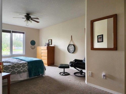 11-240 Heritage Boulevard West, Lethbridge, AB 