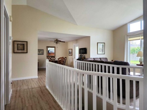 11-240 Heritage Boulevard West, Lethbridge, AB 