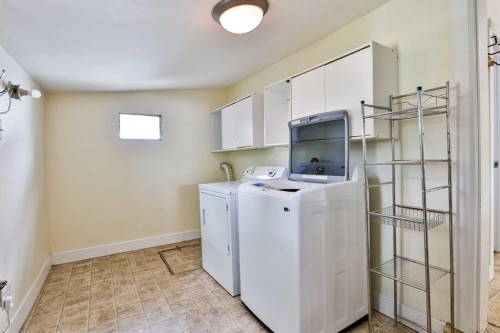 318 16 Street North, Lethbridge, AB 