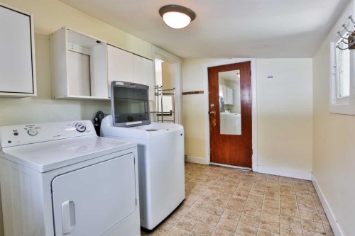 318 16 Street North, Lethbridge, AB 