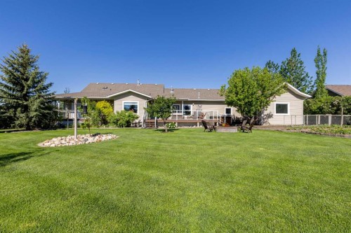 325 8 Avenue, Granum, AB - Outdoor With Deck Patio Veranda