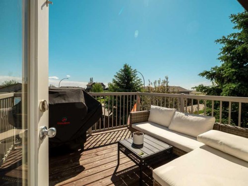 202 Mt Sundance Crescent West, Lethbridge, AB 