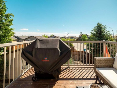 202 Mt Sundance Crescent West, Lethbridge, AB 