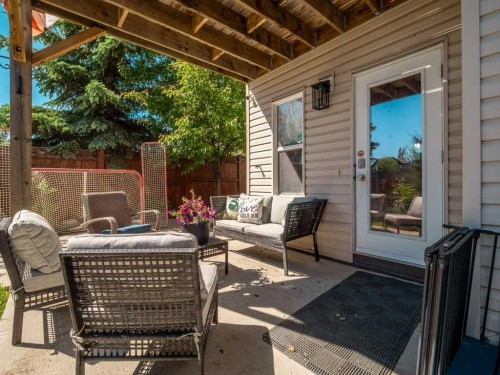 202 Mt Sundance Crescent West, Lethbridge, AB 