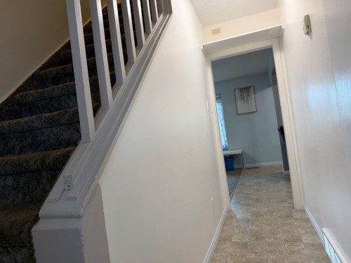 526 51 Avenue, Coalhurst, AB 