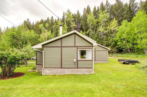 22925 4 Avenue, Hillcrest, AB 