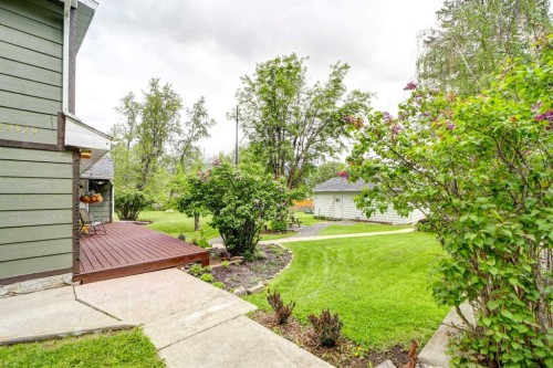 22925 4 Avenue, Hillcrest, AB 