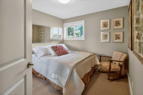 63 Wildwood Crescent West, Lethbridge, AB - Indoor Photo Showing Bedroom