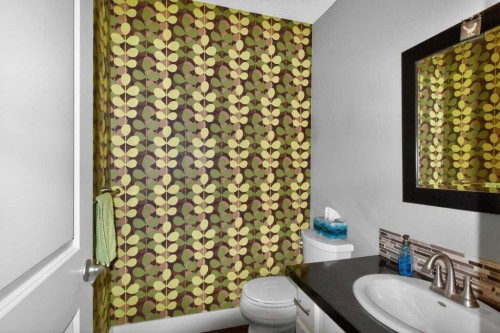 63 Wildwood Crescent West, Lethbridge, AB - Indoor Photo Showing Bathroom