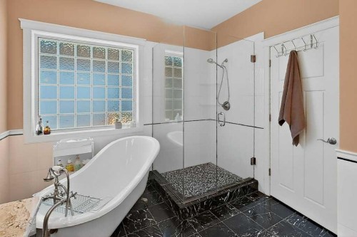 509 Sunridge Crescent West, Lethbridge, AB 