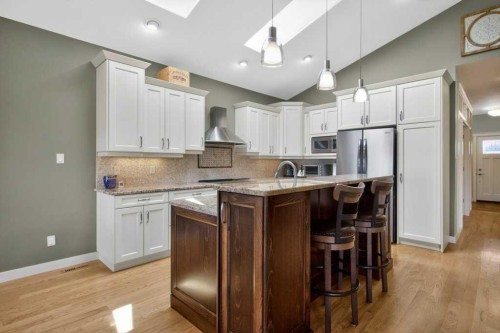 509 Sunridge Crescent West, Lethbridge, AB 