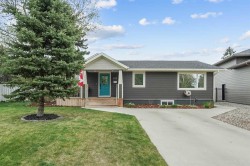 613 33 Street SOUTHLethbridge, AB T1J 3V8