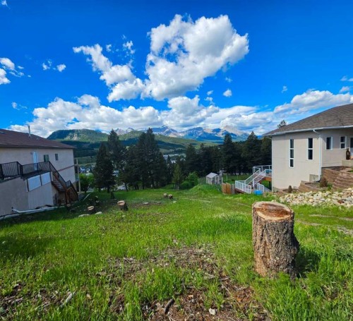 8118 26 Avenue, Coleman, AB 
